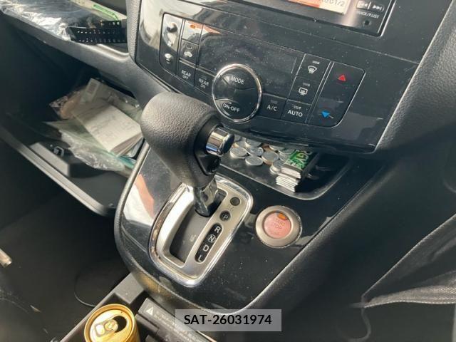 Nissan SERENA 2011-11 8368600-15