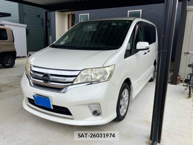 Nissan SERENA 2011-11 8368600-1