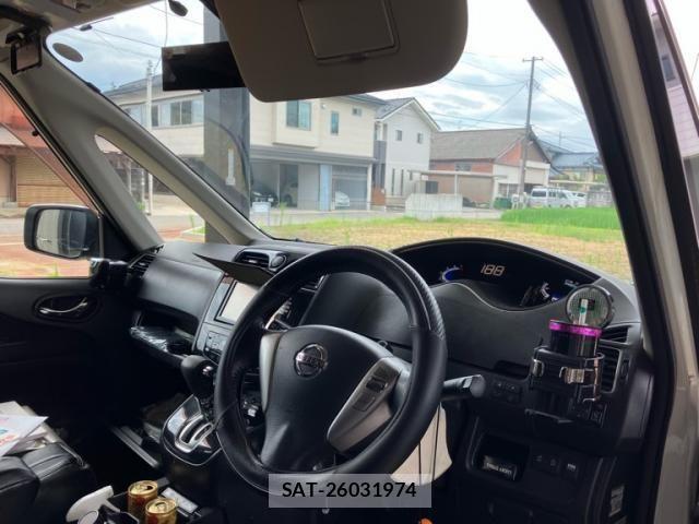 Nissan SERENA 2011-11 8368600-7