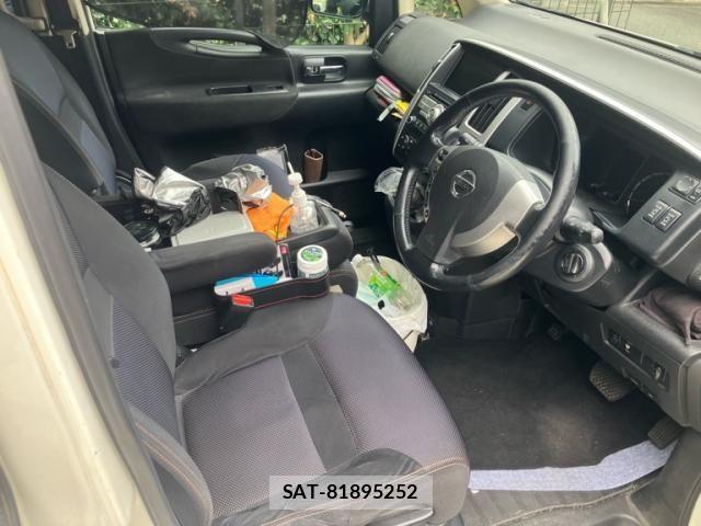 Nissan SERENA 2009-07 8372160-11
