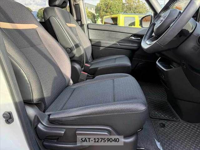 Nissan SERENA 2024-03 8372156-15