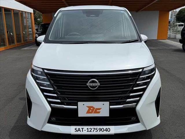 Nissan SERENA 2024-03 8372156-8