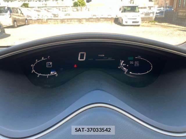Nissan SERENA 2013-09 8372158-15