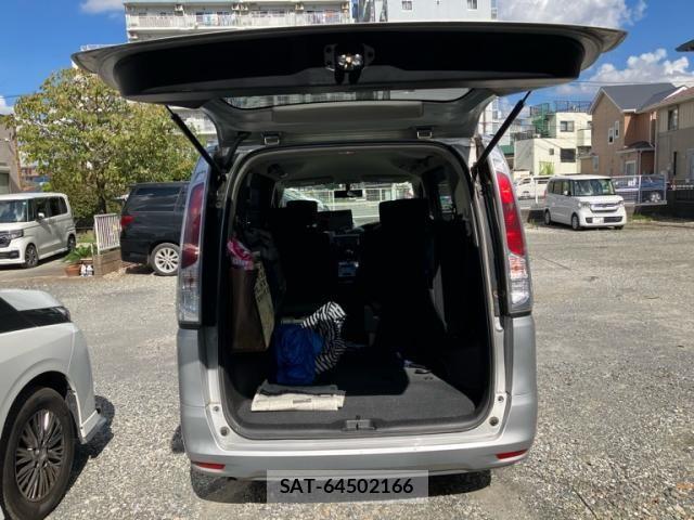 Nissan SERENA 2013-09 8372159-7