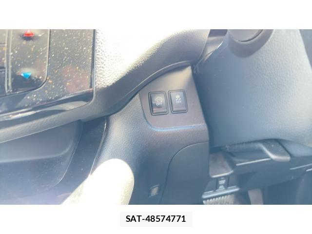 Nissan SERENA 2011-09 8414859-11