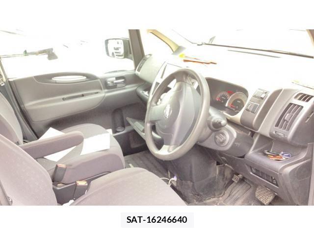 Nissan SERENA 2007-02 8414873-9