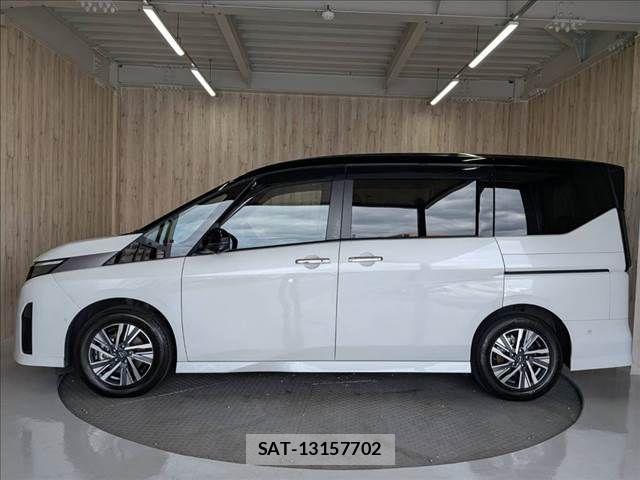 Nissan SERENA 2023-08 8414828-22