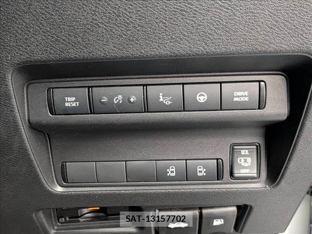 Nissan SERENA 2023-08 8414828-7