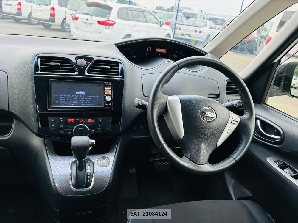 Nissan SERENA 2014 8322909-13