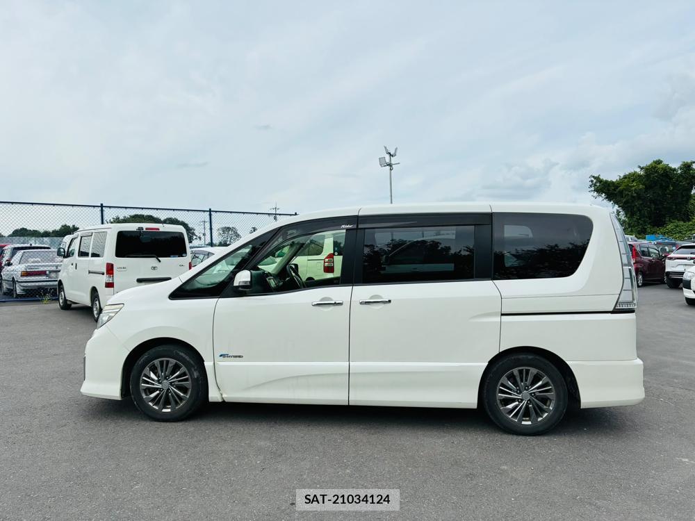 Nissan SERENA 2014 8322909-1