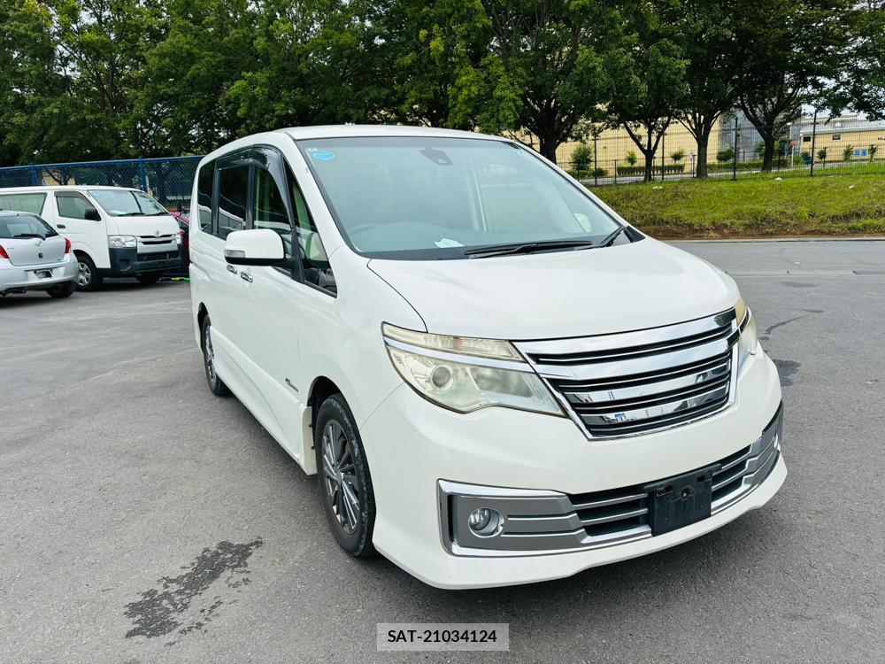 Nissan SERENA 2014 8322909-6