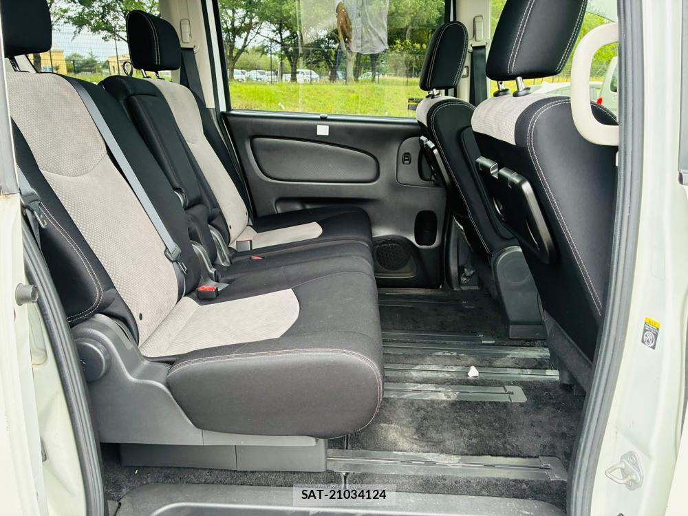 Nissan SERENA 2014 8322909-8
