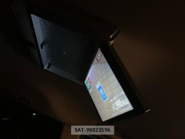 Nissan SERENA 2012-08 8414860-16