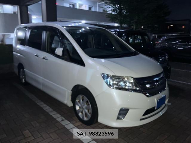 Nissan SERENA 2012-08 8414860-2
