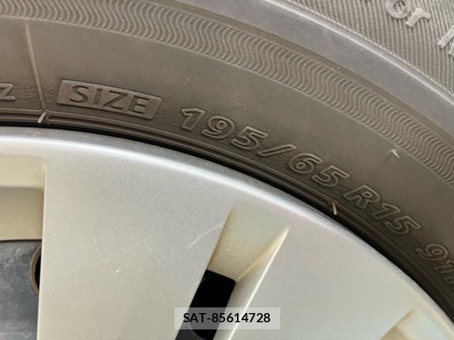 Nissan SERENA 2011-09 8414872-9
