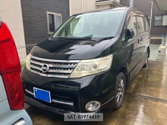 Nissan SERENA 2010-05 8414862-0