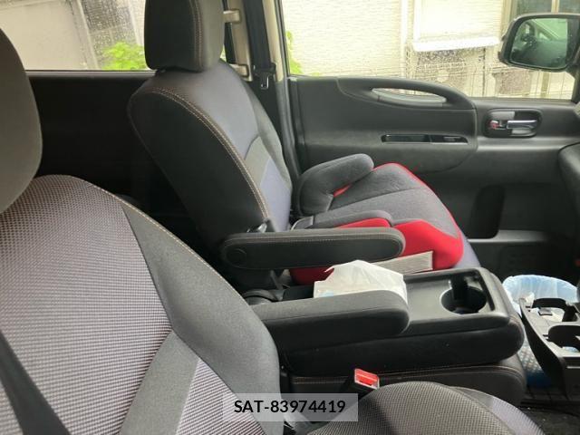 Nissan SERENA 2010-05 8414862-10