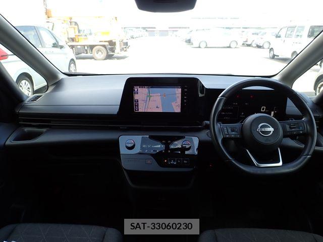 Nissan SERENA 2023-07 8414840-1