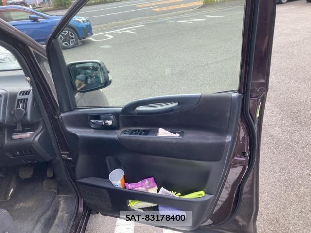 Nissan SERENA 2009-09 8414870-10