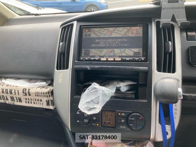 Nissan SERENA 2009-09 8414870-15