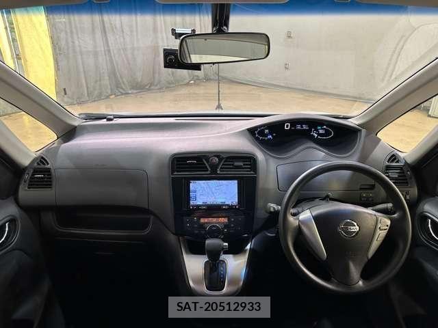Nissan SERENA 2015-06 8414845-16