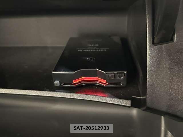 Nissan SERENA 2015-06 8414845-24