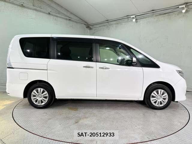 Nissan SERENA 2015-06 8414845-3