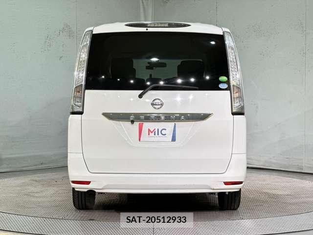 Nissan SERENA 2015-06 8414845-5