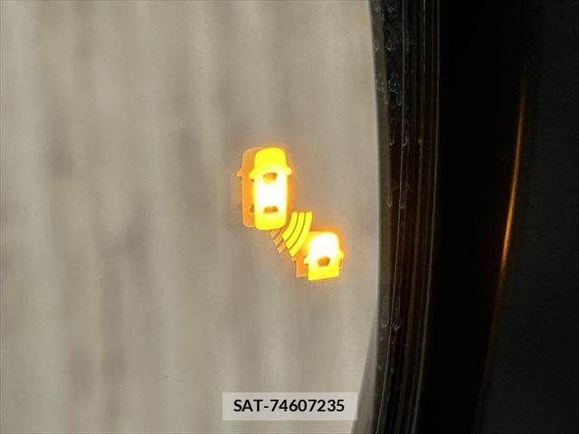 Nissan SERENA 2021-09 8414832-8