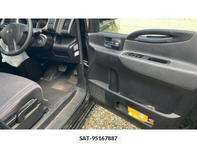 Nissan SERENA 2007-07 8414877-15