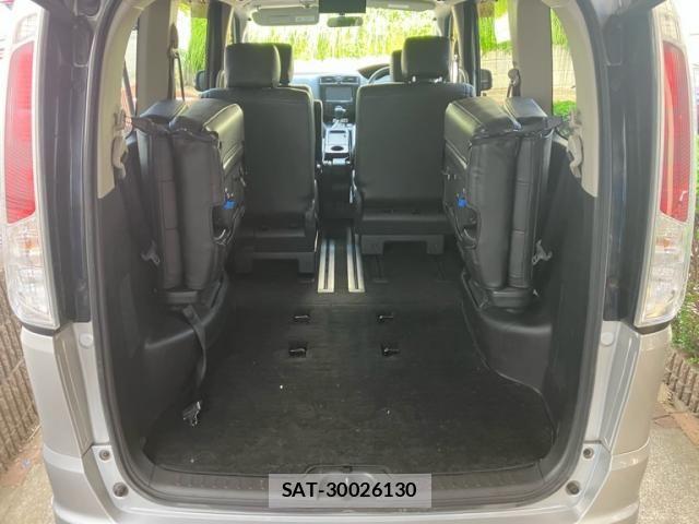 Nissan SERENA 2011-09 8414875-12