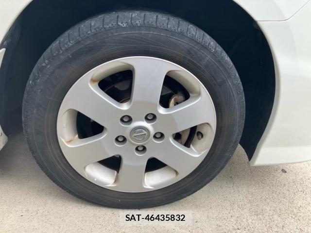 Nissan SERENA 2009-09 8414869-4