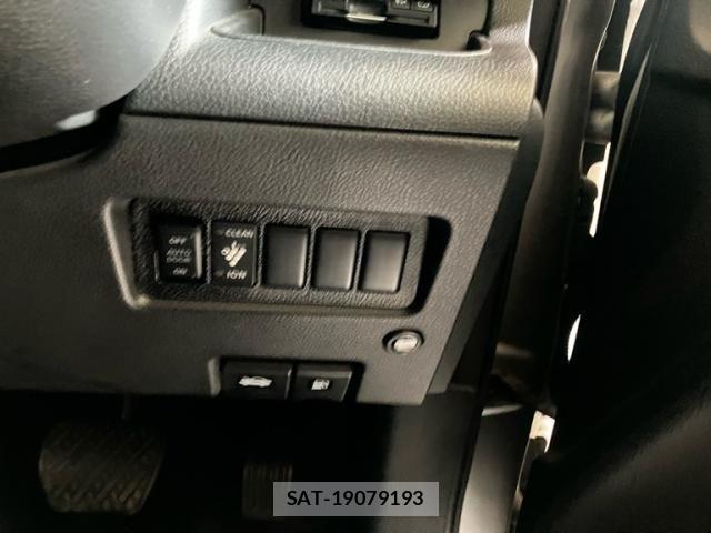 Nissan SERENA 2010-09 8414856-13