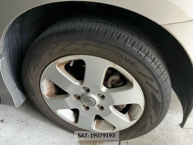 Nissan SERENA 2010-09 8414856-6