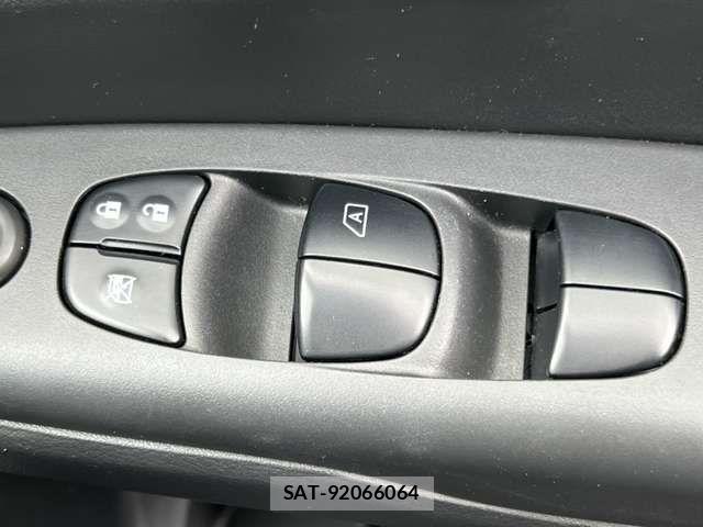Nissan SERENA 2020-09 8414844-13