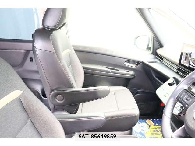 Nissan SERENA 2023-12 8414829-6