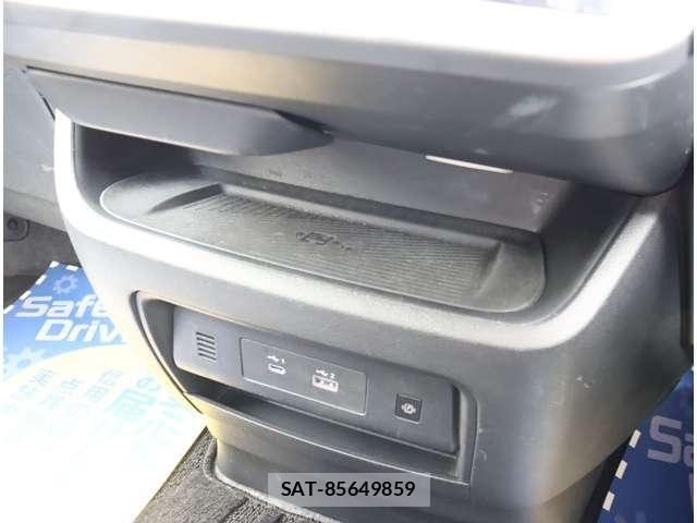 Nissan SERENA 2023-12 8414829-19