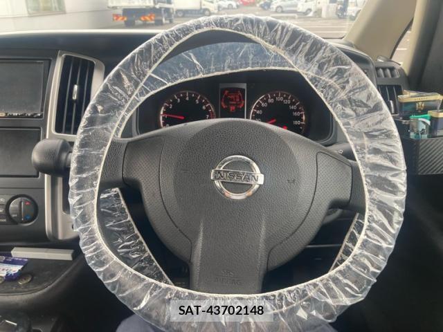Nissan SERENA 2009-11 8414874-18