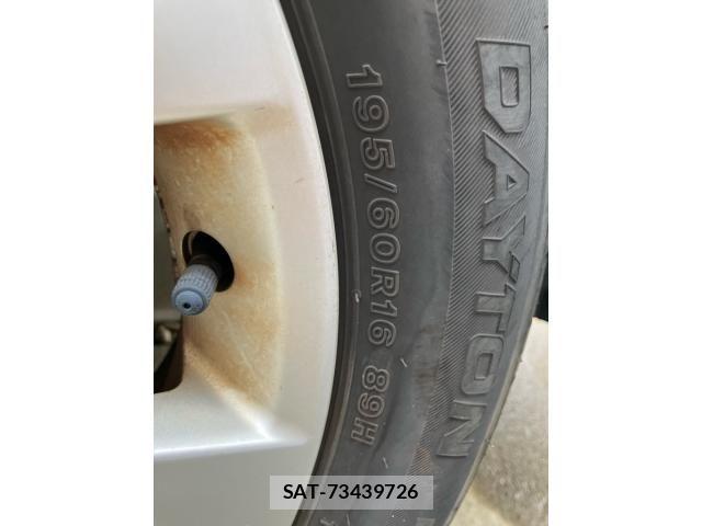 Nissan SERENA 2012-07 8414857-7
