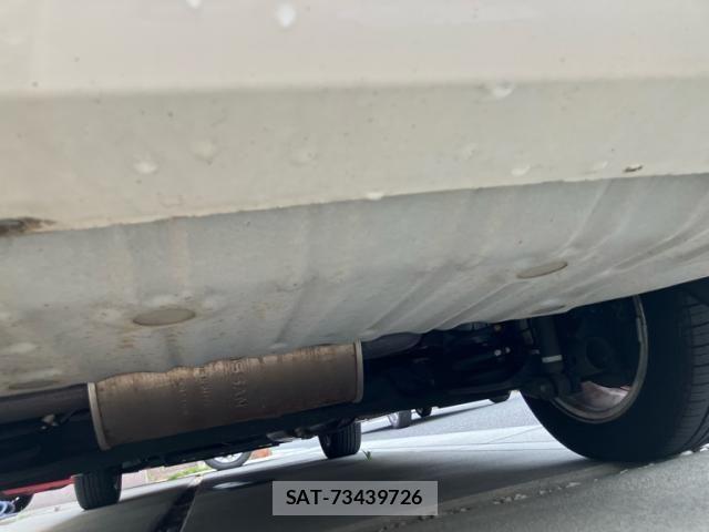 Nissan SERENA 2012-07 8414857-8