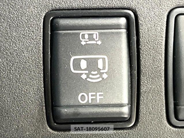 Nissan SERENA 2021-08 8438830-5