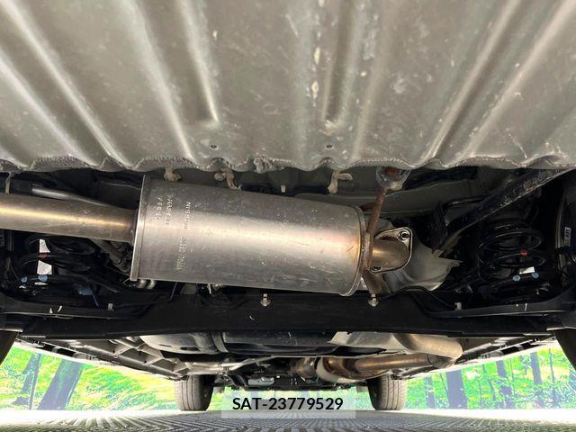 Nissan SERENA 2023-03 8438818-19
