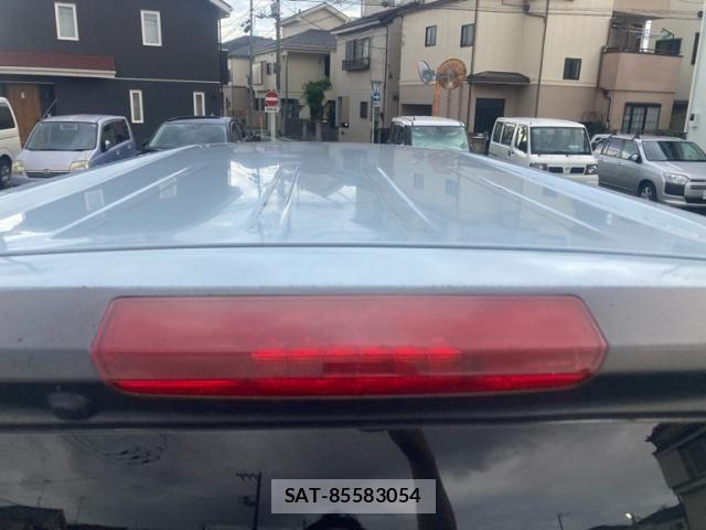 Nissan SERENA 2005-06 8438836-9