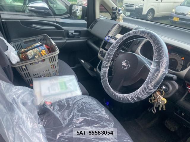 Nissan SERENA 2005-06 8438836-22