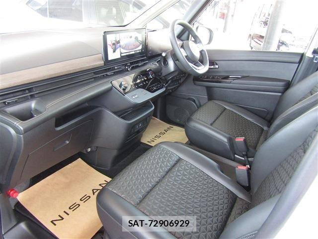 Nissan SERENA 2023-07 8458372-24