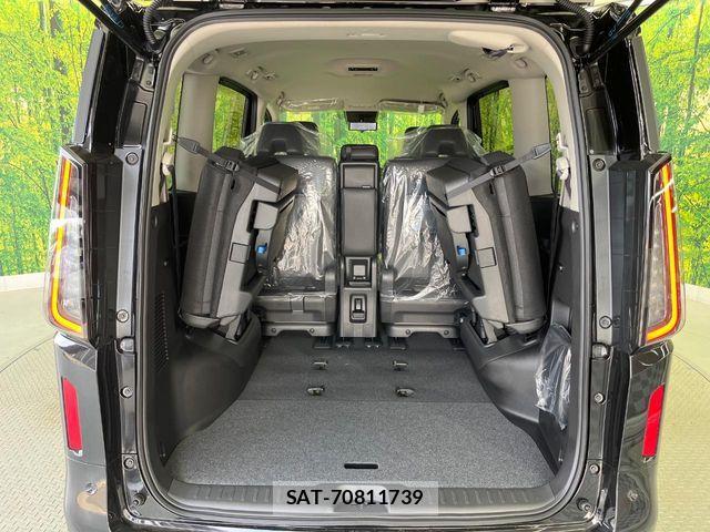 Nissan SERENA 2026-03 8458366-11