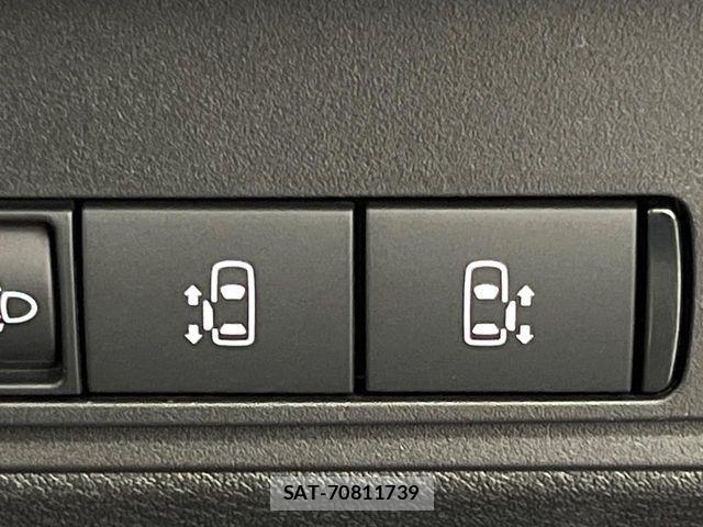 Nissan SERENA 2026-03 8458366-7