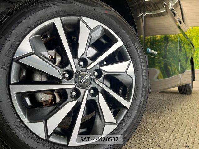 Nissan SERENA 2022-08 8458373-13