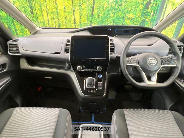 Nissan SERENA 2022-08 8458373-1
