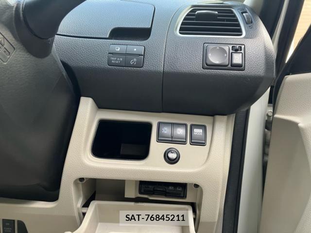 Nissan SERENA 2011-11 8458384-14